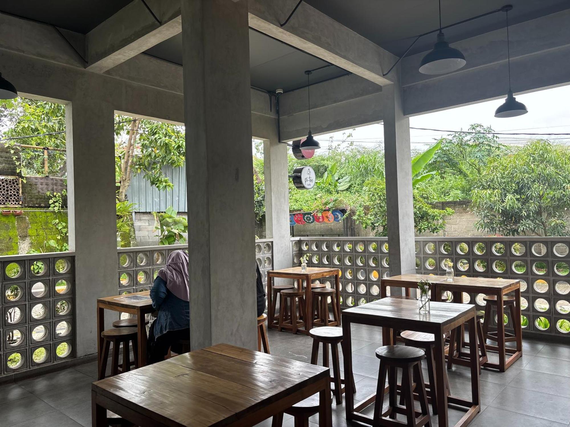The Cluster Harris Cimahi Exterior foto